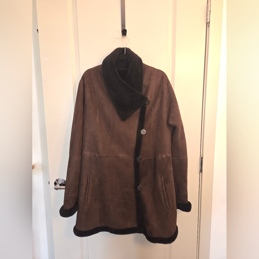 BLUE DUCK shearling coat Large